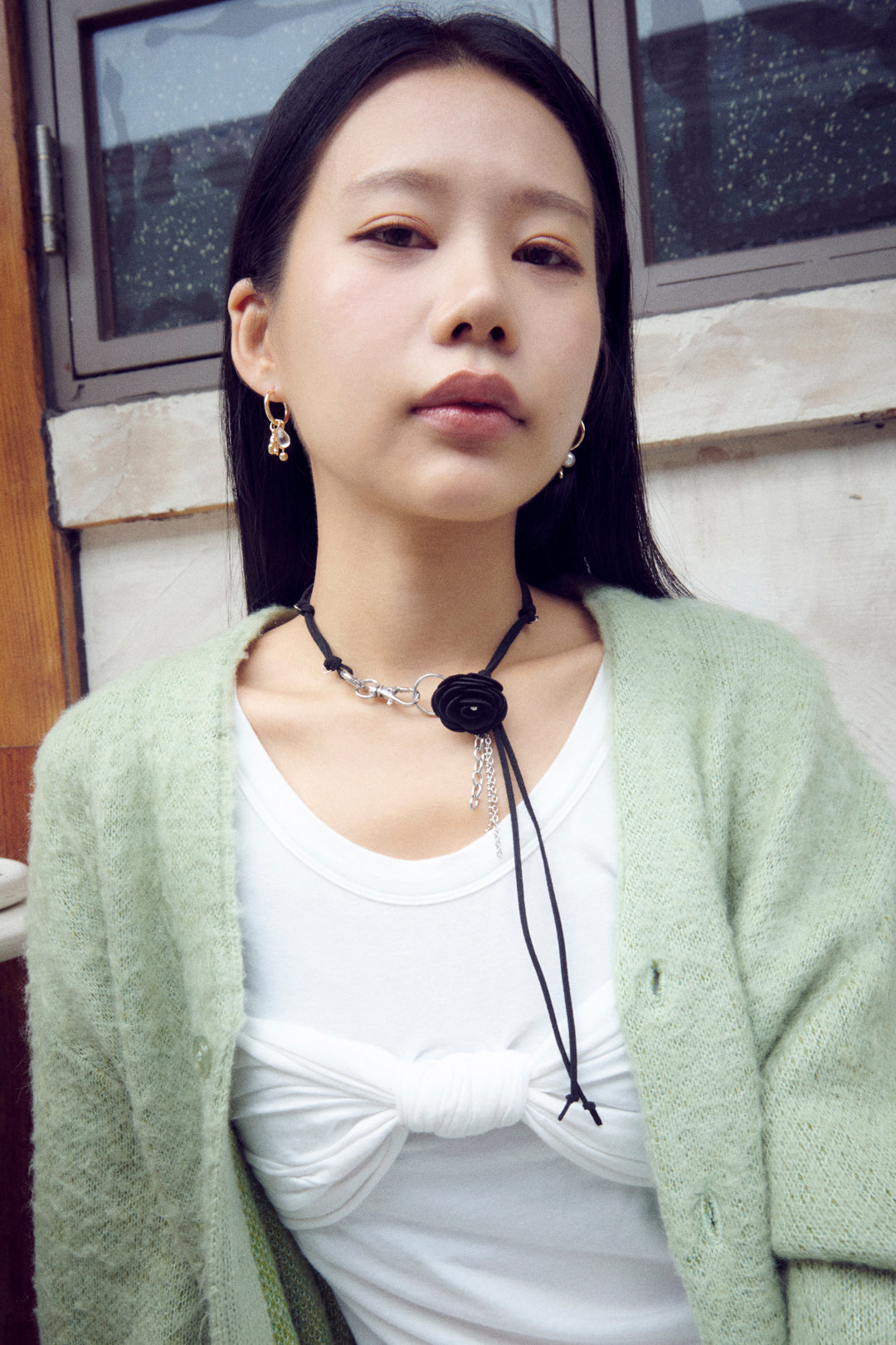 スエード ローズ ミックス チェーン チョーカー【KOREA SNAP】 – GOLDY