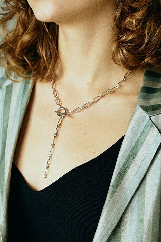 "Y"シェイプ メタルチェーン マンテル ネックレス
