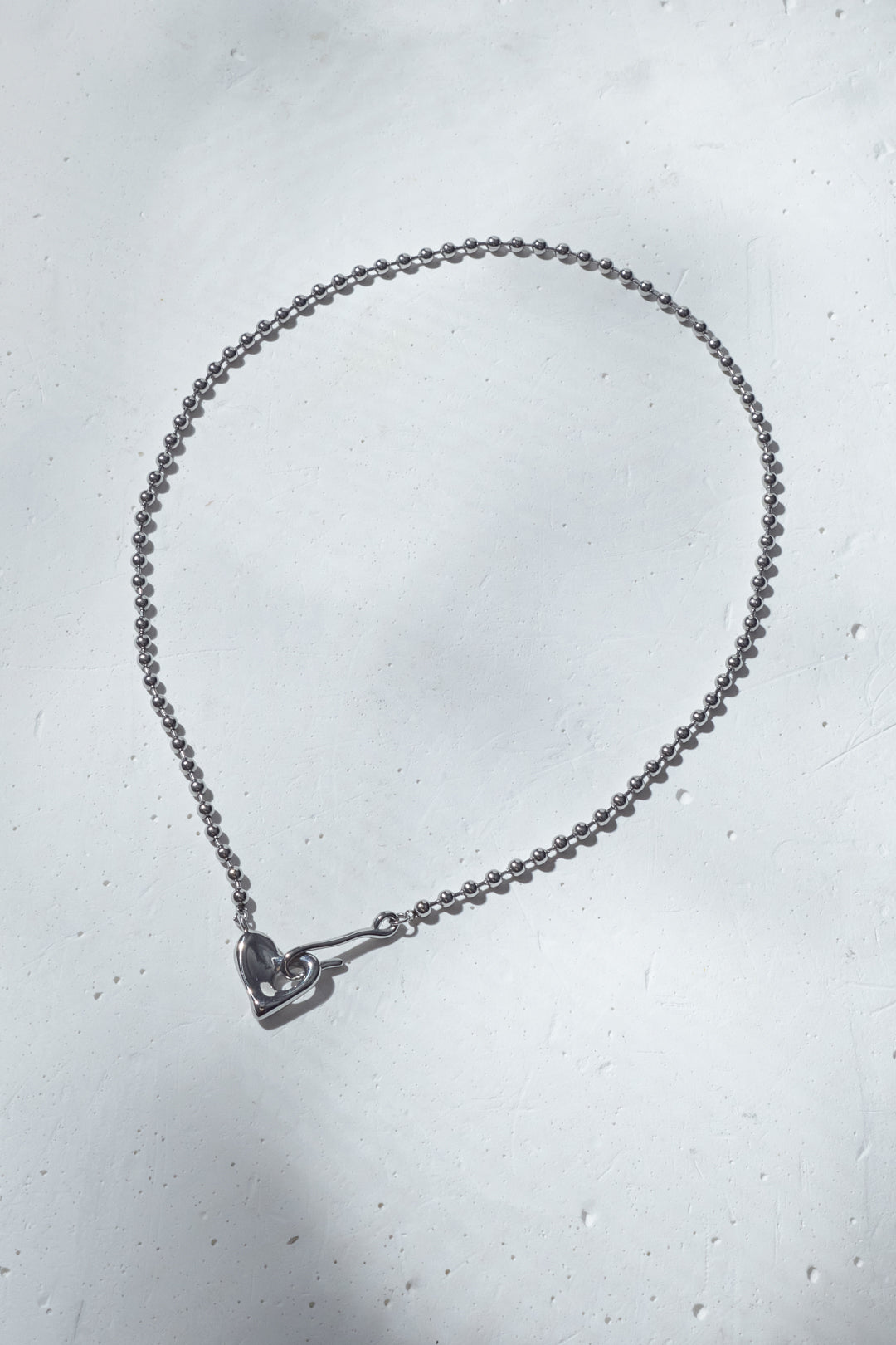 ハート フック × ボール チェーン ステンレス ネックレス – GOLDY