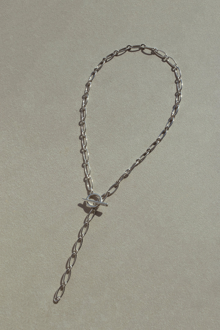 "Y"シェイプ メタルチェーン マンテル ネックレス