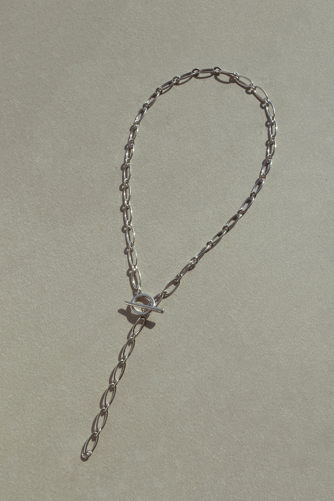 "Y"シェイプ メタルチェーン マンテル ネックレス
