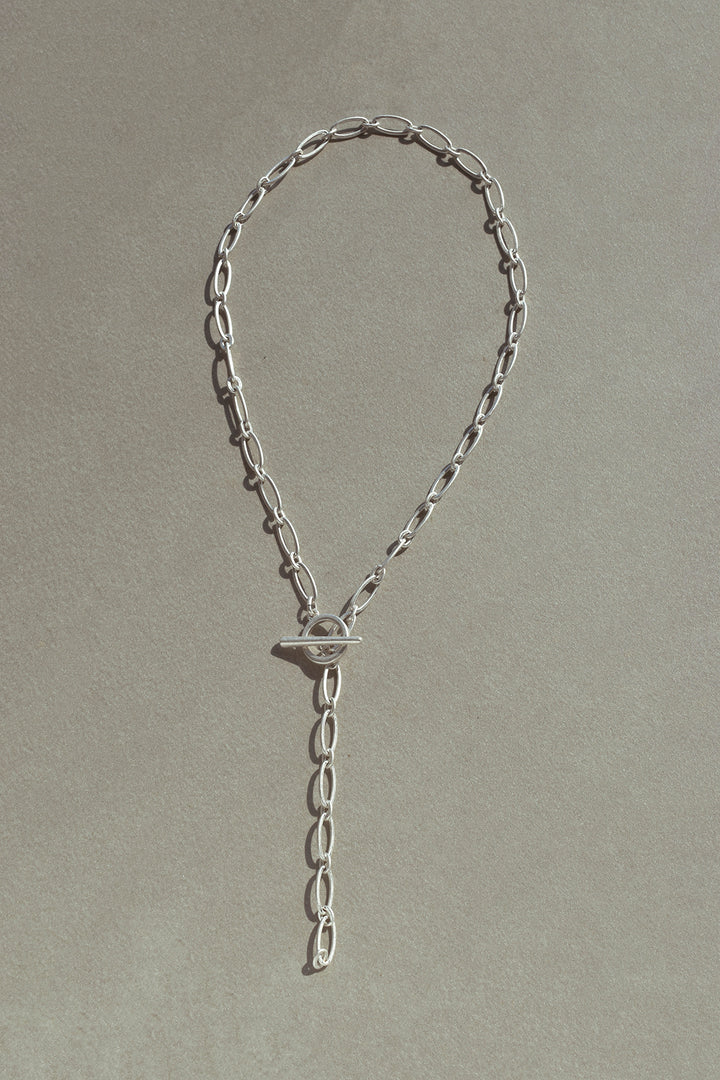 "Y"シェイプ メタルチェーン マンテル ネックレス