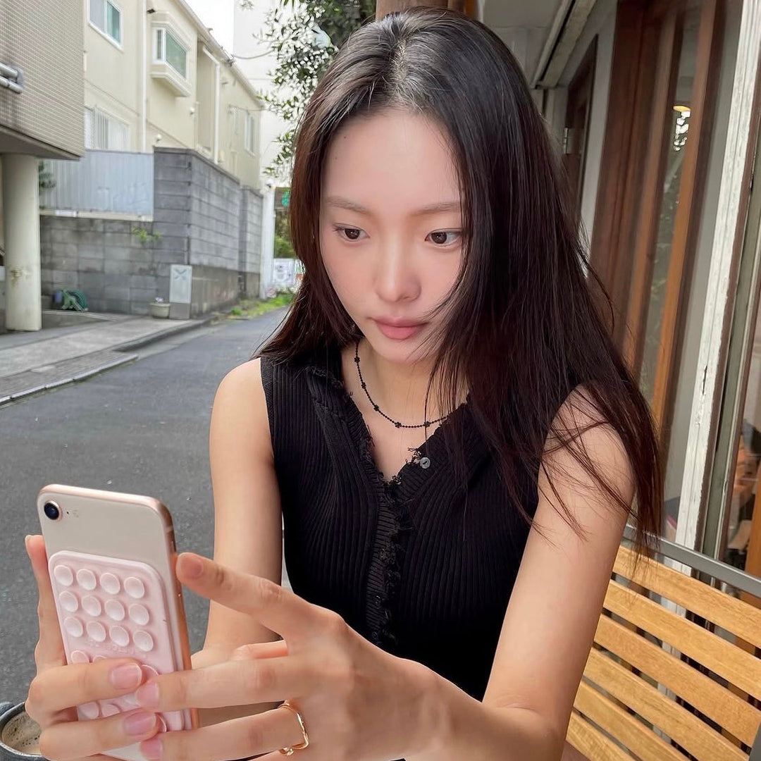 【KOREA SNAP】ネックレスも黒でまとめたALL BLACK CODE♥
