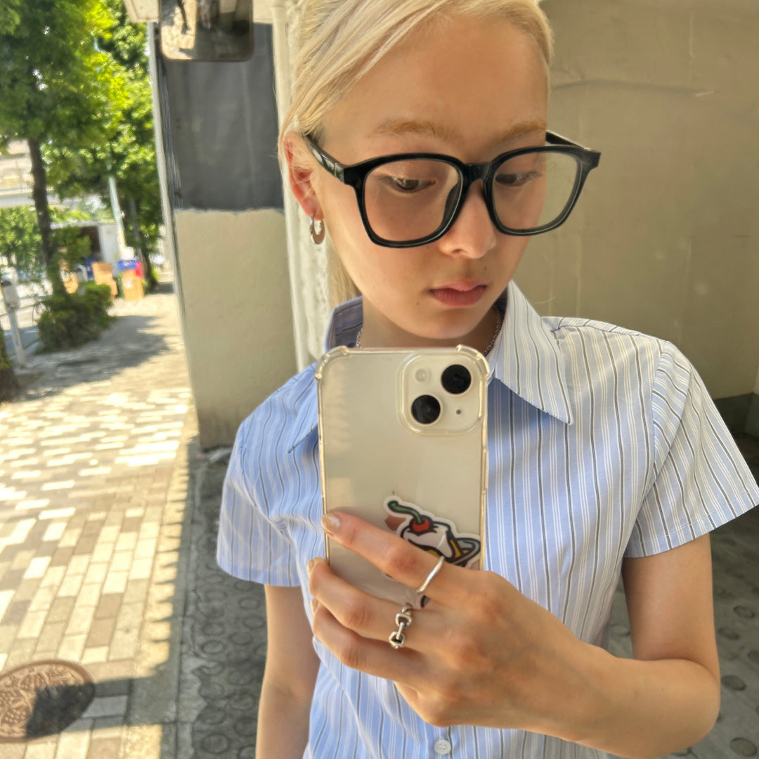 アクセサリーをシルバーでまとめた ボーイッシュコーデ！