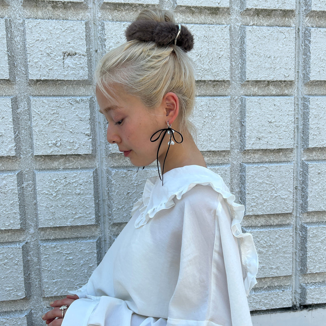 RIBBONピアスでレディなコーディネートに♡