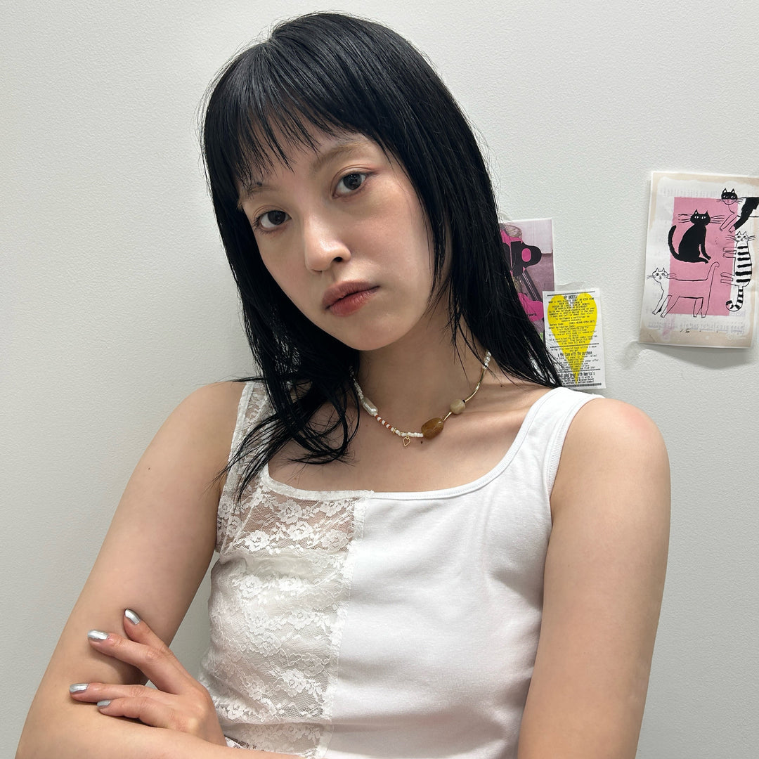 夏らしいビーズネックレスがWHITE CODEに映える✨