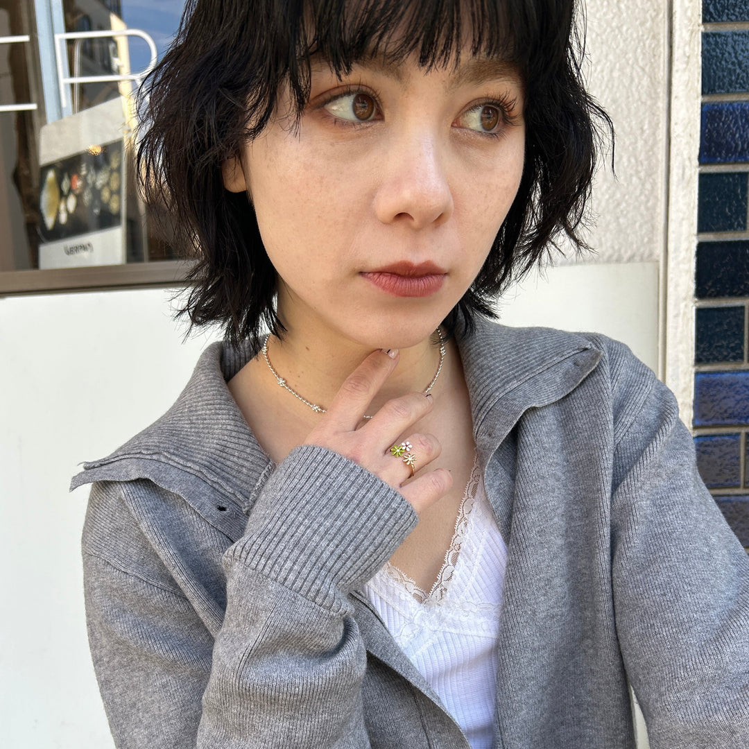 ネックレスとリングをフラワーでまとめて春を先取り🌼