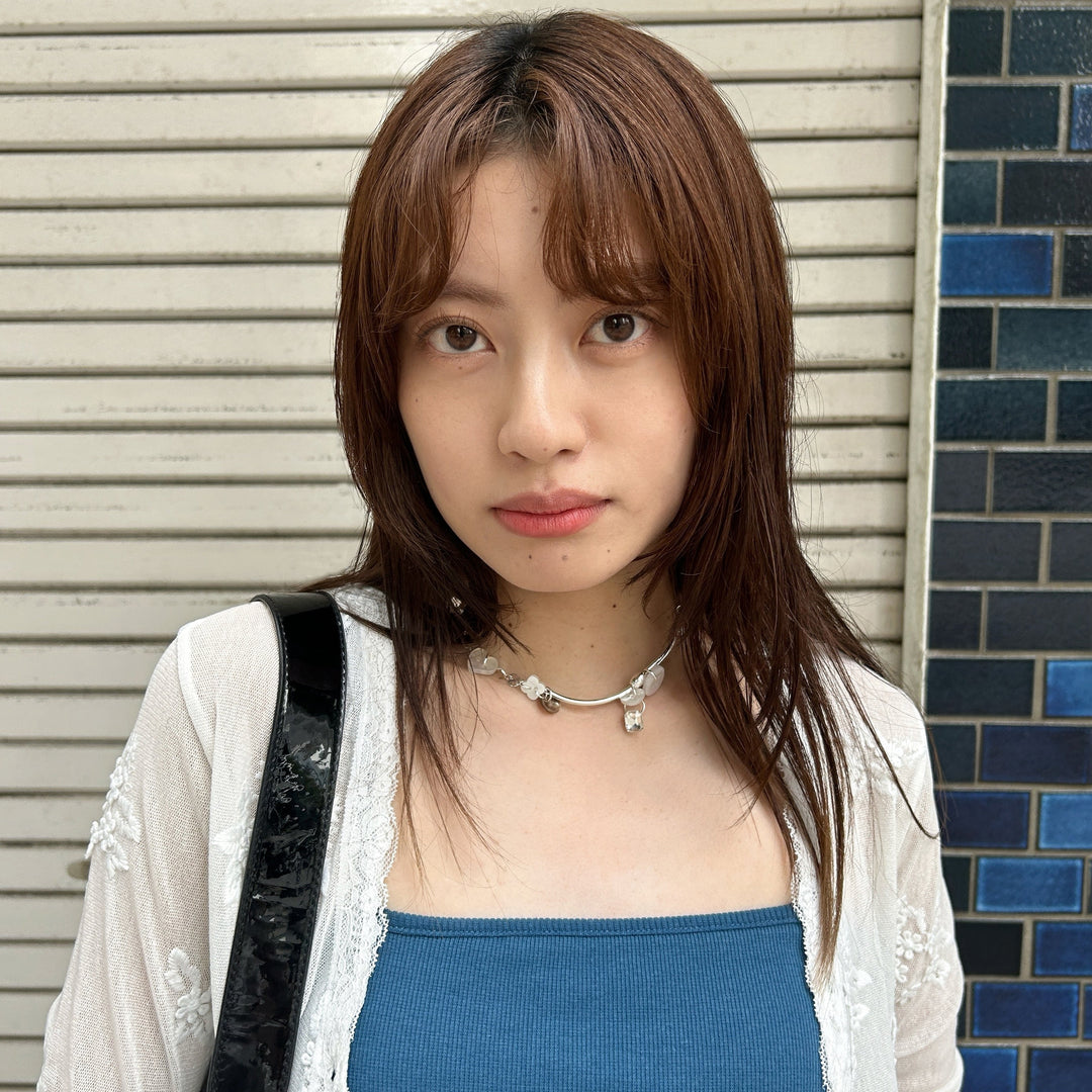 トレンドのボタンモチーフが今っぽい、アンティークな雰囲気漂うネックレス！