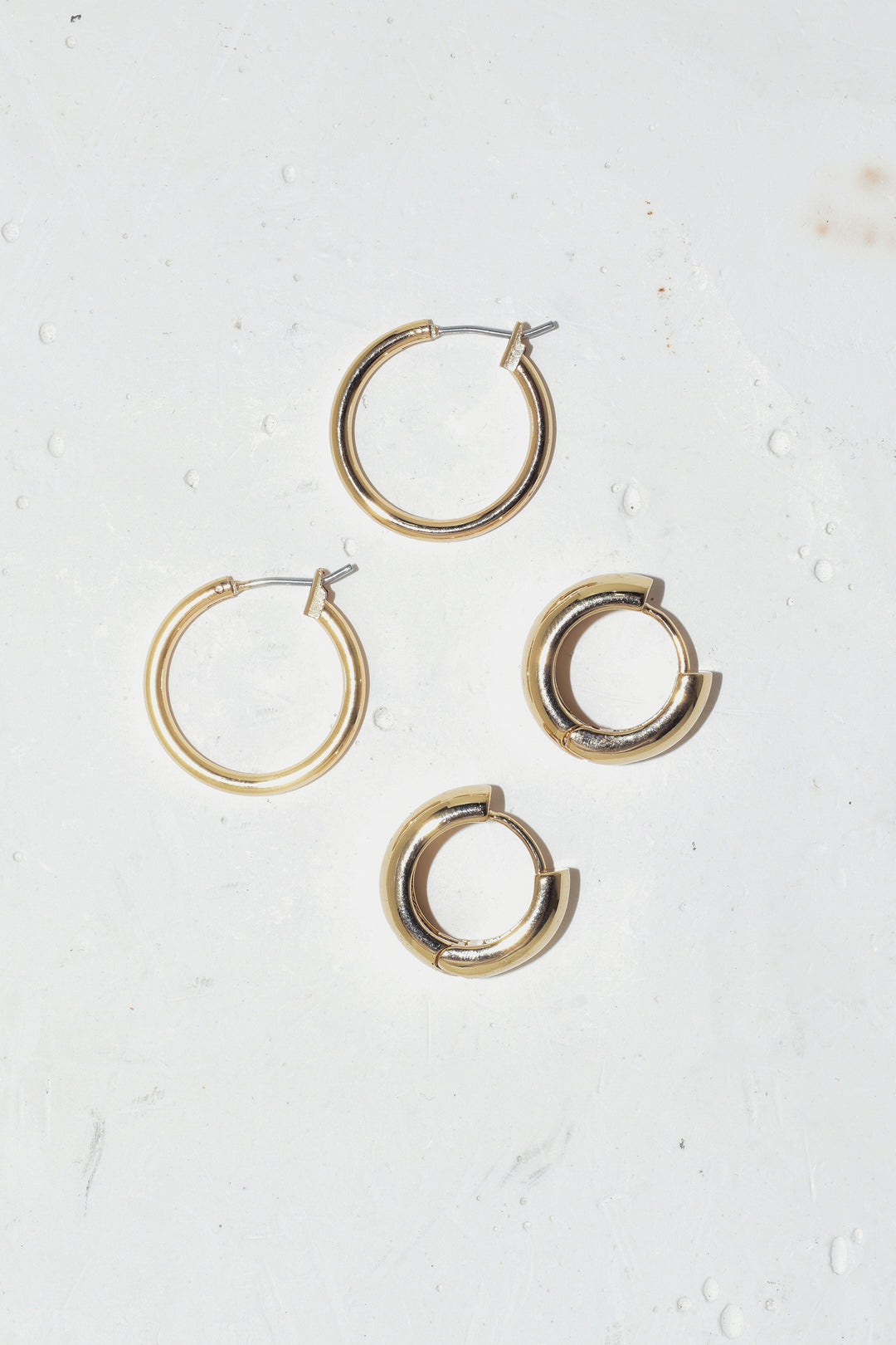 ベーシック＆ラウンド ライン 2ペア ピアス – GOLDY Onlinestore