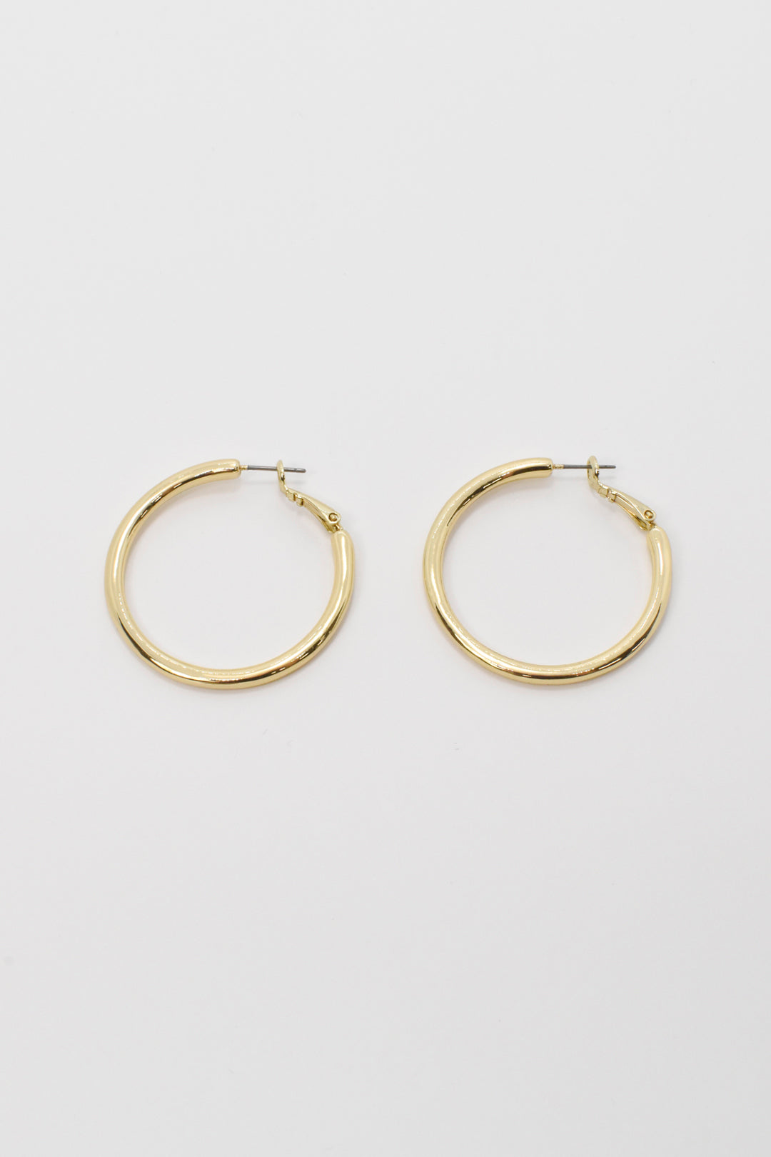 メタル フープ ワンタッチ ピアス