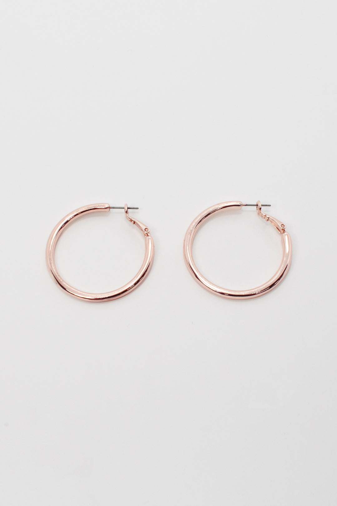 メタル フープ ワンタッチ ピアス