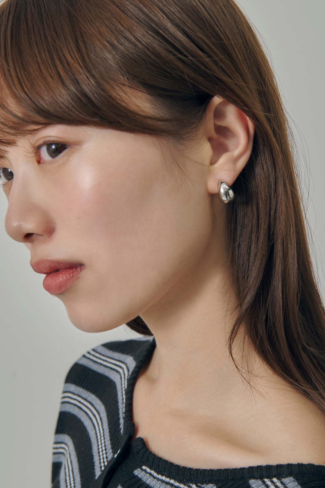 ミニ メタル ドロップ ピアス – GOLDY Onlinestore