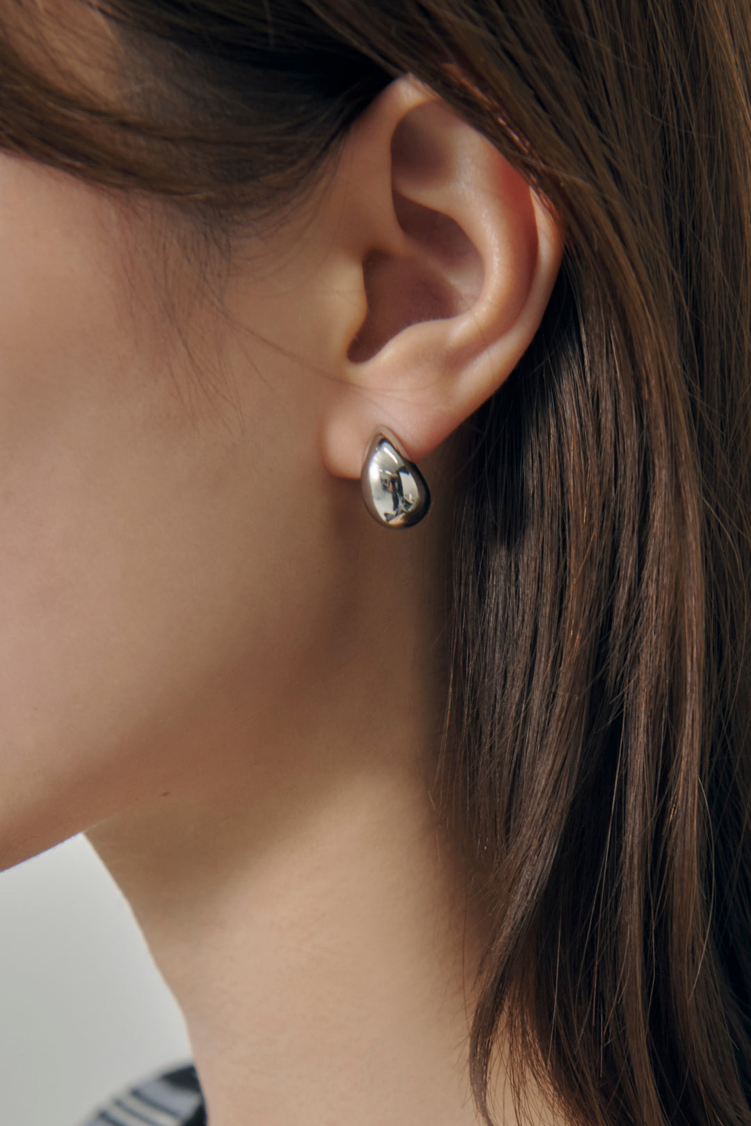 ミニ メタル ドロップ ピアス