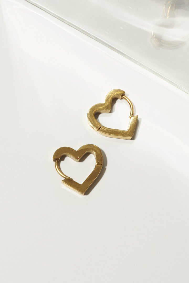 金ハート中　ブービー出品 ハート フープ ワンタッチ ステンレス ピアス – GOLDY Onlinestore
