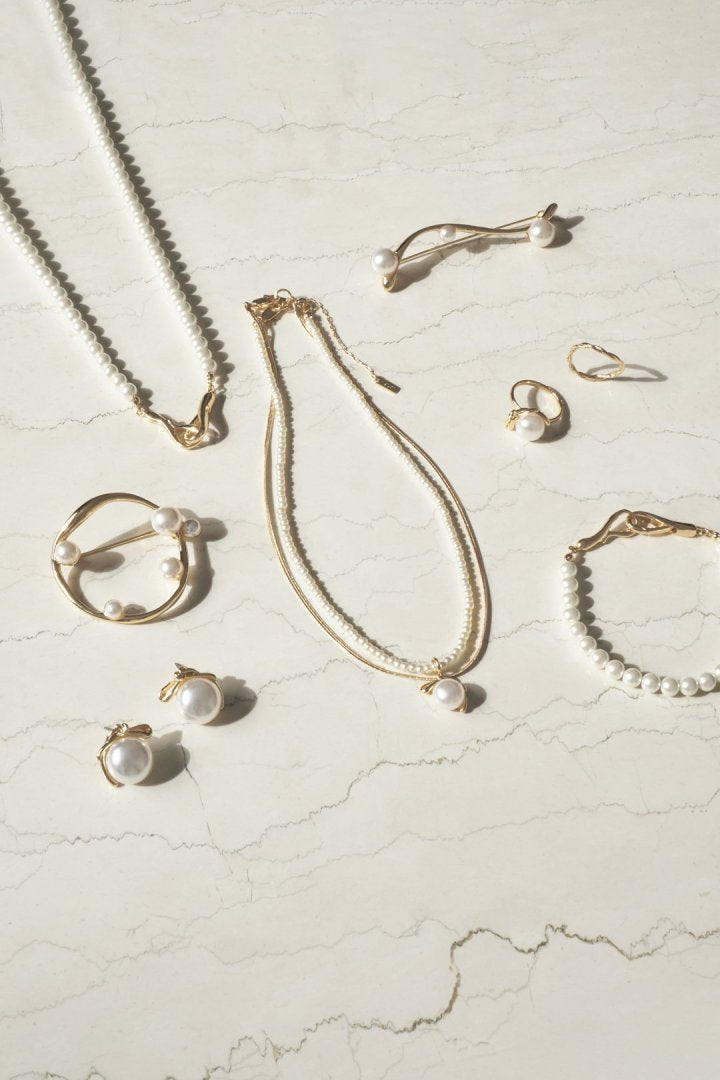 ビッグ パール ノット ピアス – GOLDY Onlinestore