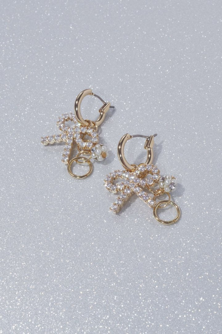 スクリブル リトル リボン ピアス – GOLDY Onlinestore