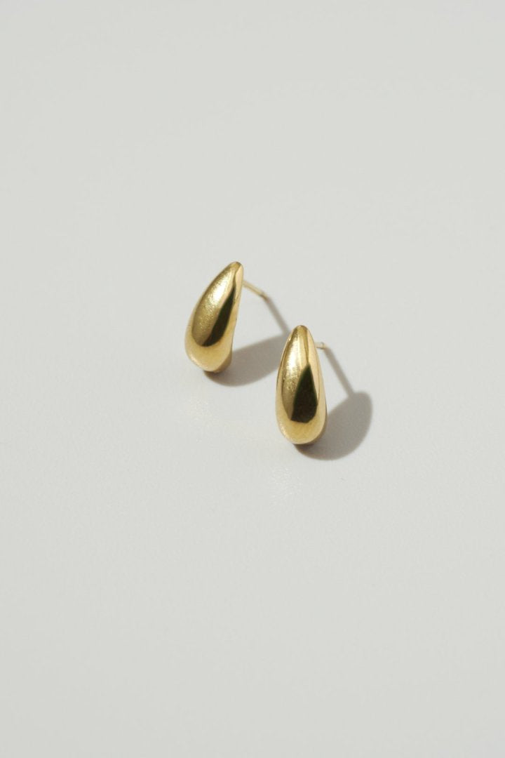 プチ ドロップ ステンレス ピアス