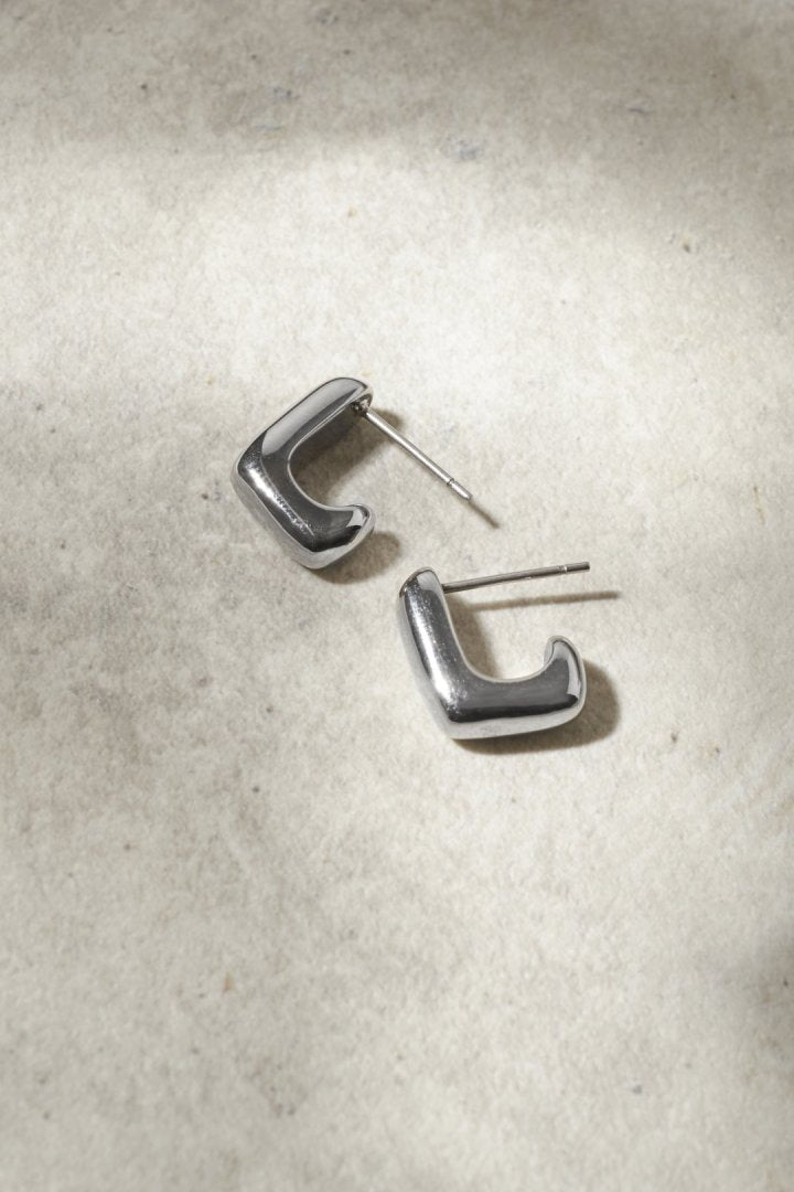 スクエア シェイプ ステンレス ピアス