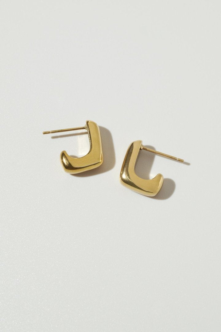 スクエア シェイプ ステンレス ピアス