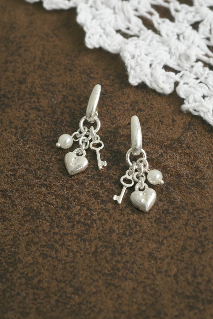 ハート キー チャーム ピアス – GOLDY Onlinestore