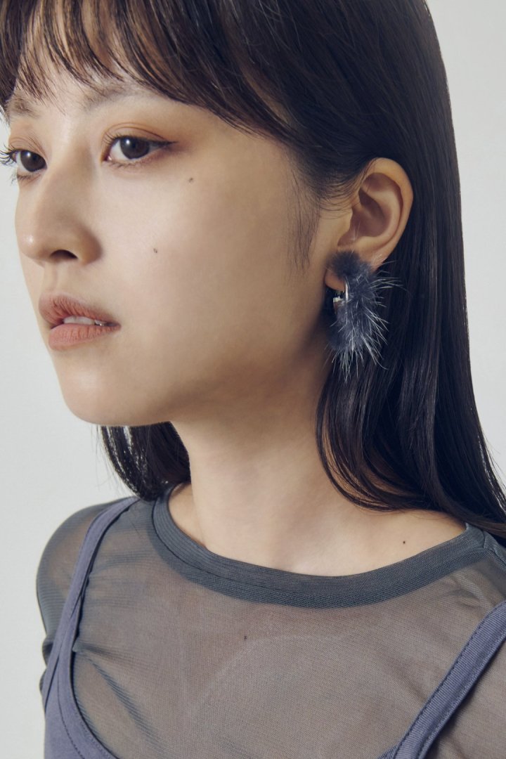 ミンク ファー フープ ピアス