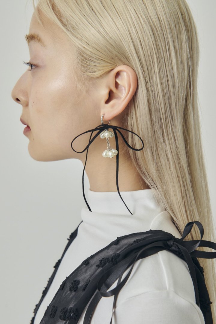 シャワー パール スエード リボン ピアス