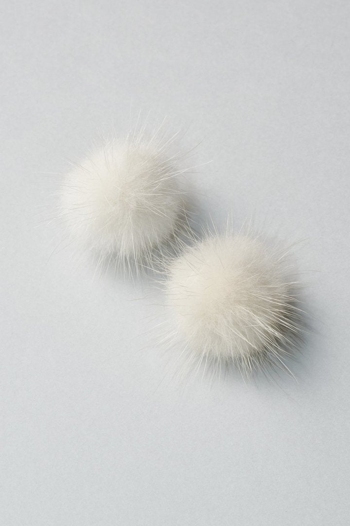 パフィー ミンク ファー ピアス