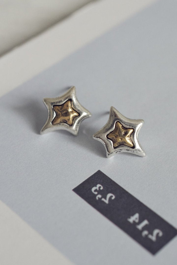 ヴィンテージ レイヤード スター ピアス