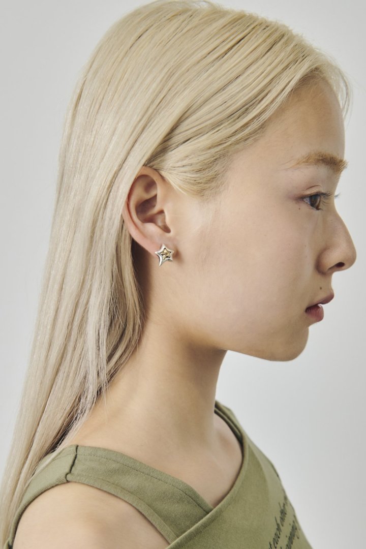ヴィンテージ レイヤード スター ピアス