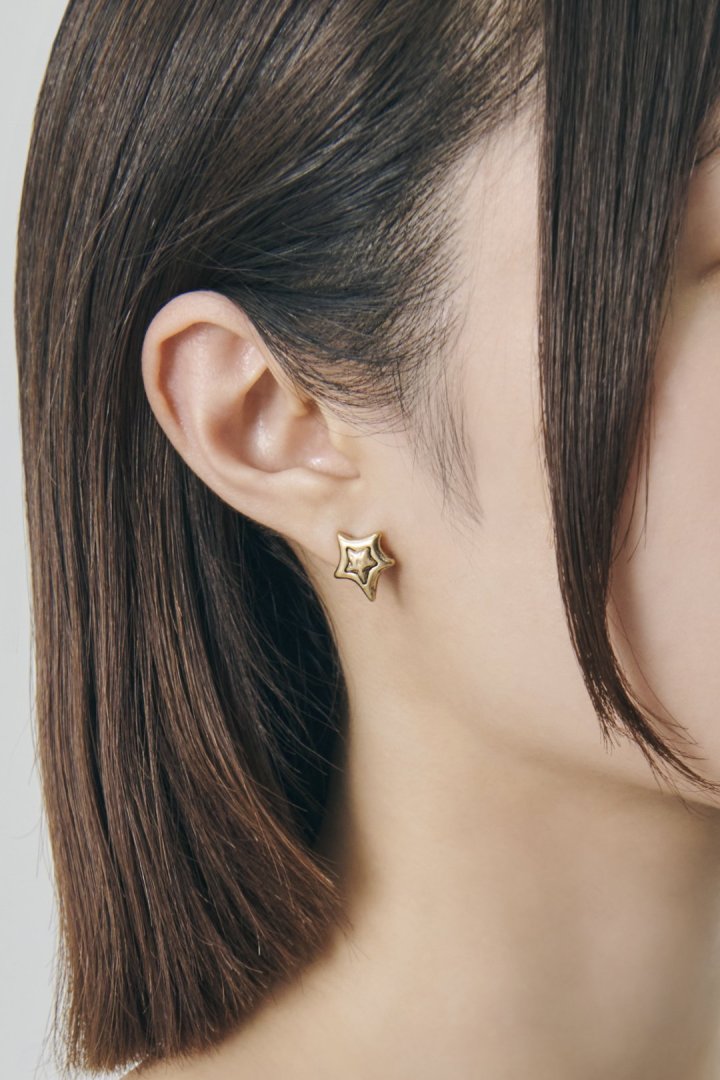 ヴィンテージ レイヤード スター ピアス