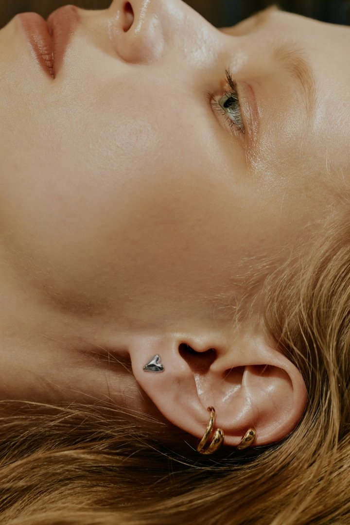 プチ ハート ピアス