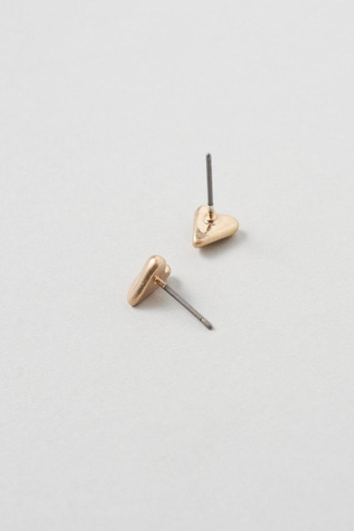 プチ ハート ピアス