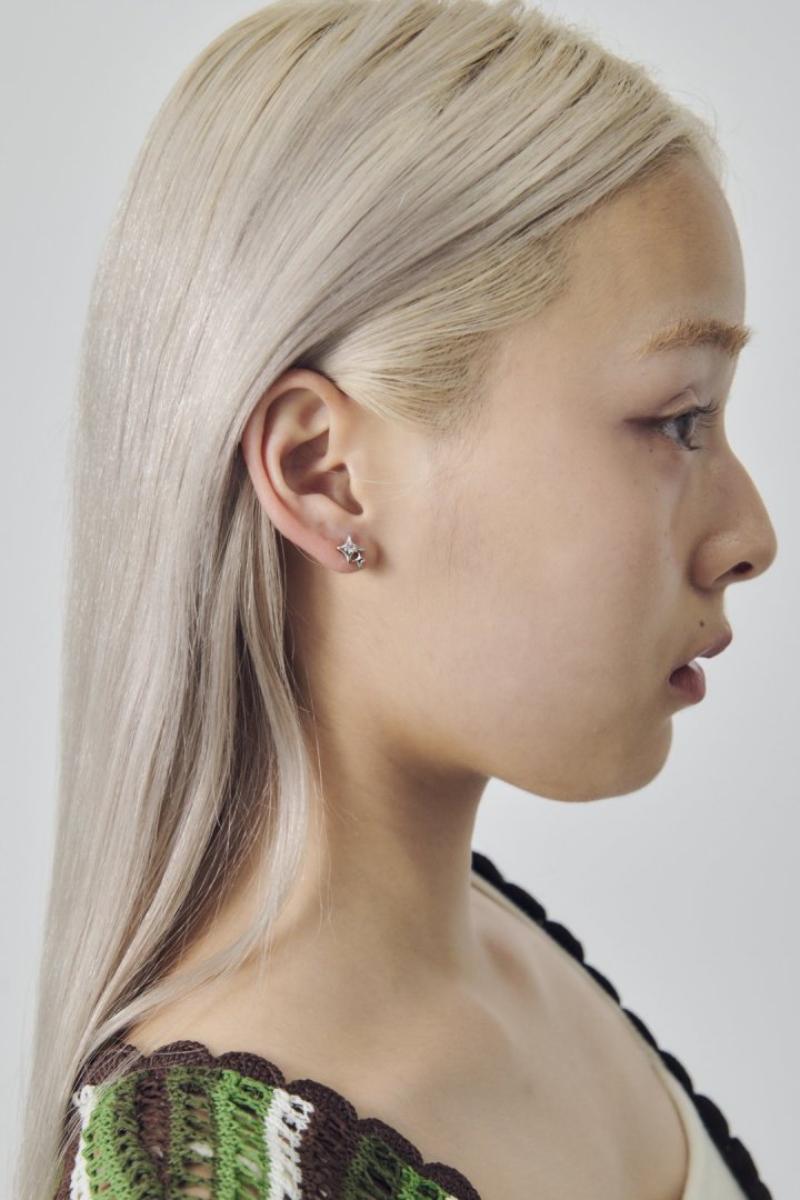 プチ グリーム ピアス