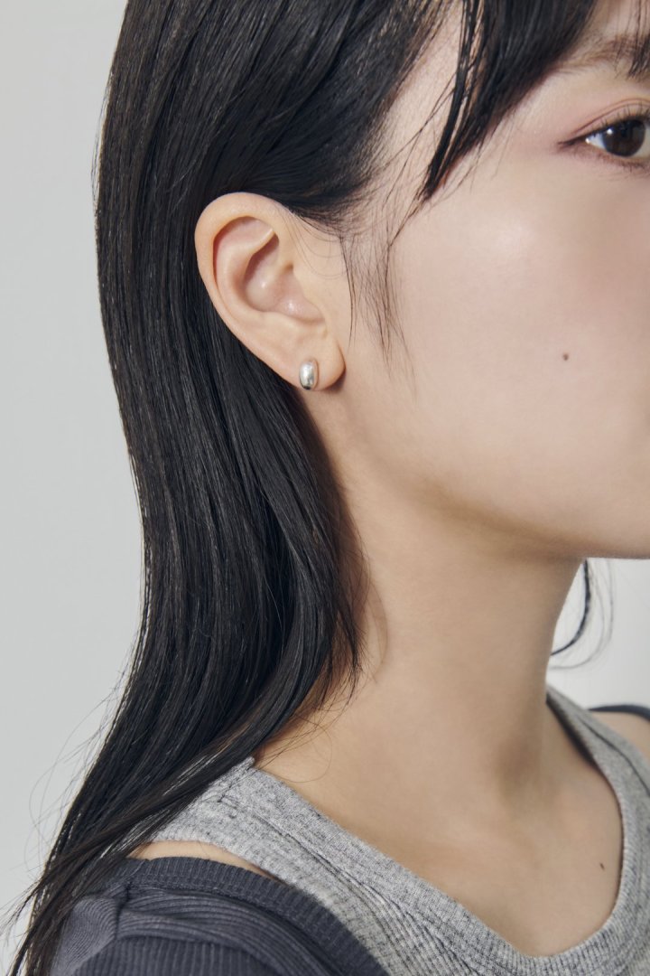 プチ アーチ ピアス