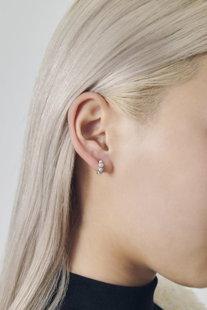 プチ パール フープ ピアス