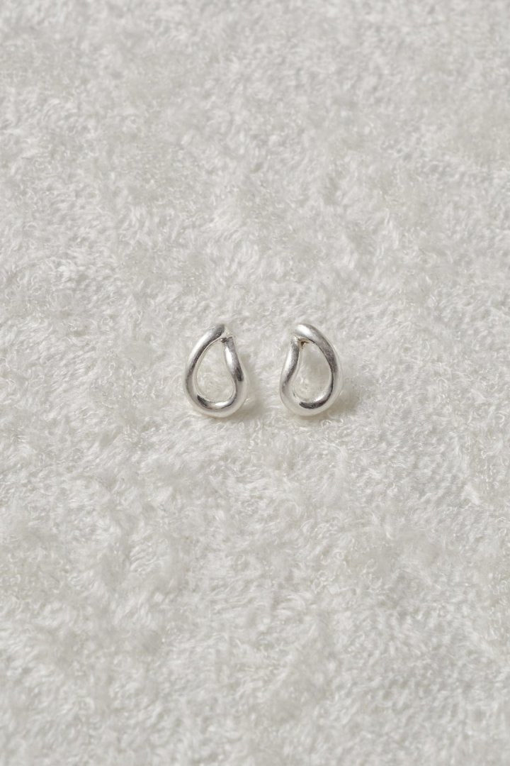 プチ ニュアンス ドロップ ピアス