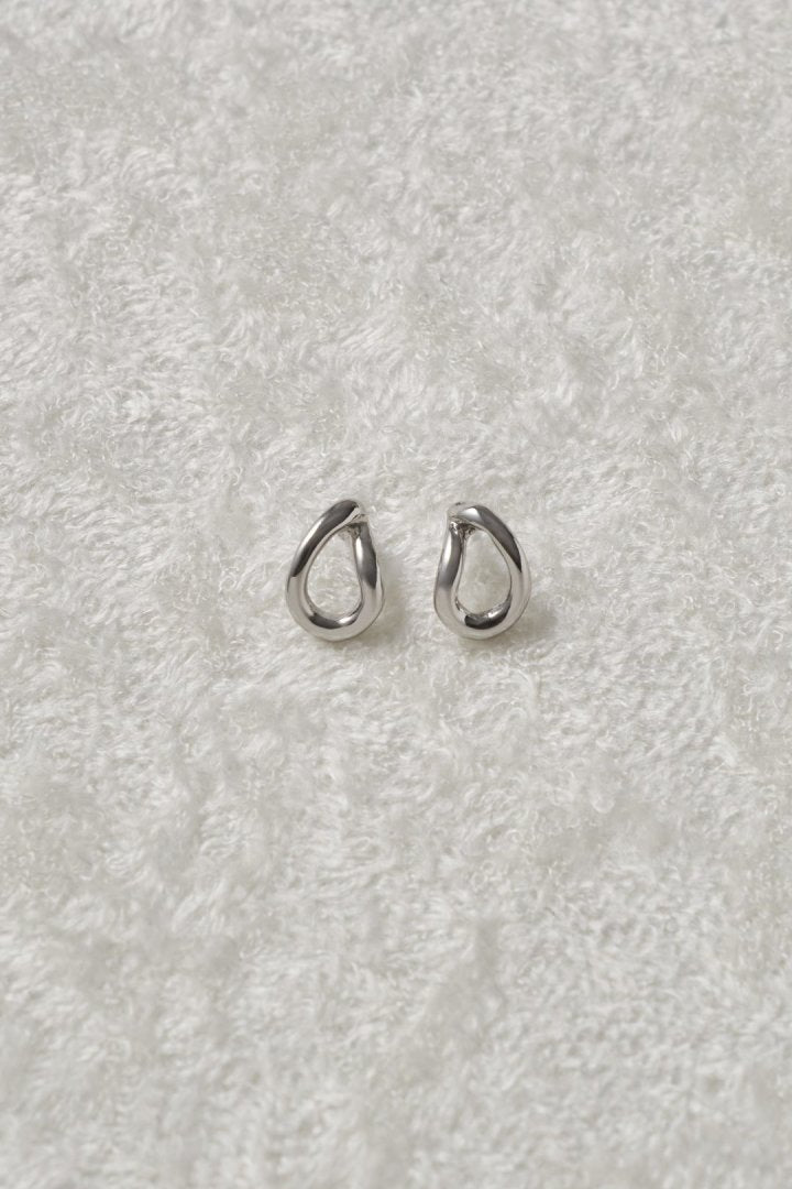 プチ ニュアンス ドロップ ピアス