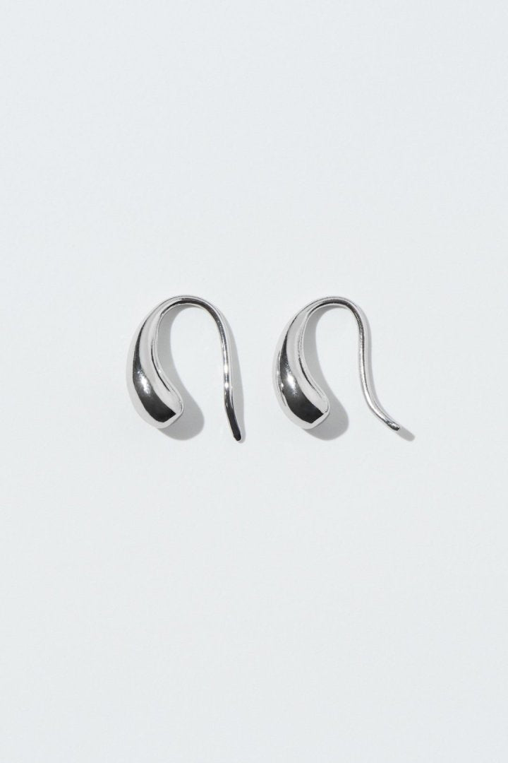 プチ ドロップ ピアス