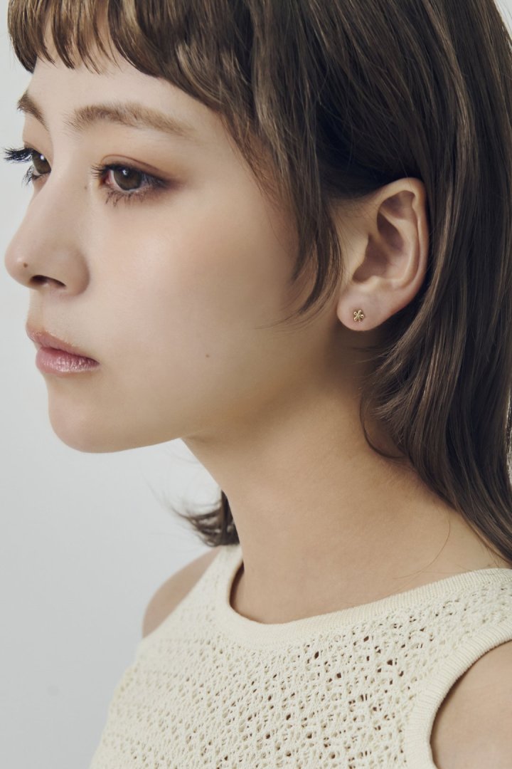 プチ フラワー ステンレス ピアス