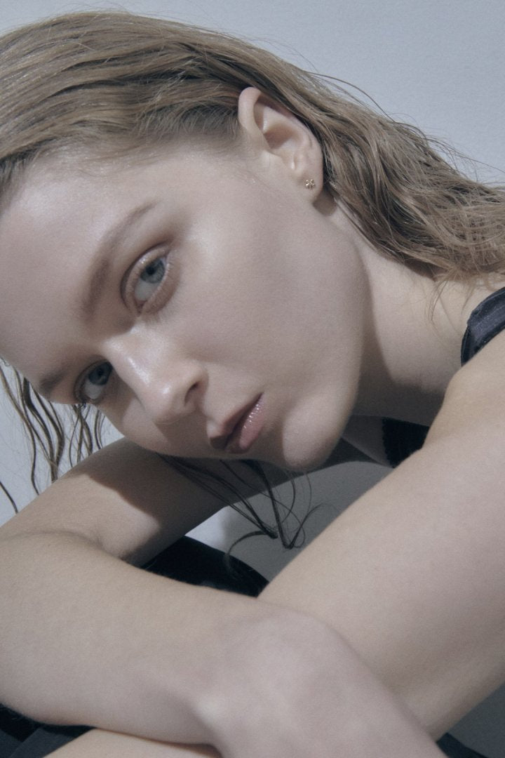 プチ フラワー ステンレス ピアス