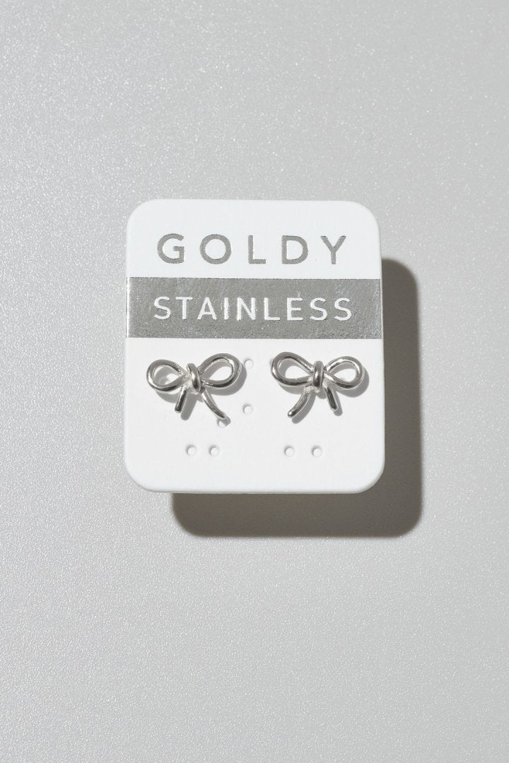 リボン モチーフ ステンレス ピアス