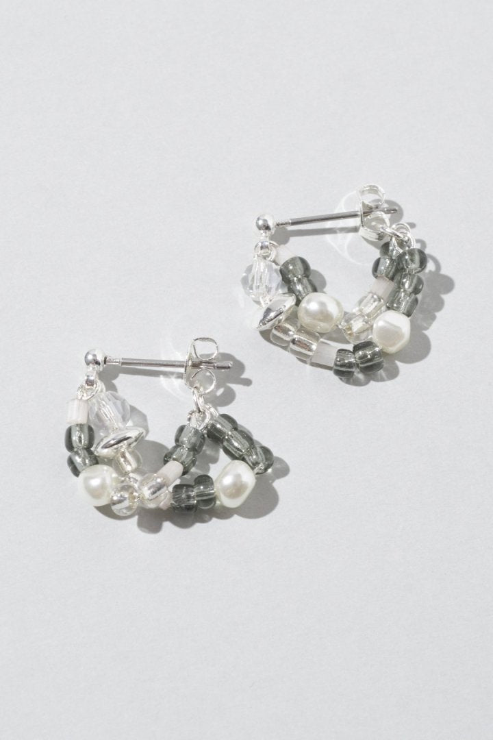 ボーダー ビーズ ピアス