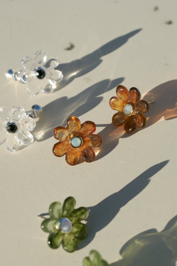 パフィー ブルーム ピアス