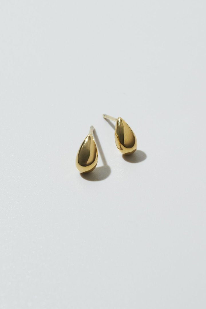 ミニマム ドロップ ステンレス ピアス