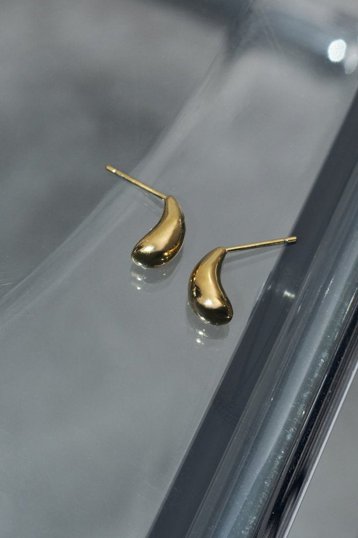 スリム ドロップ ステンレス ピアス