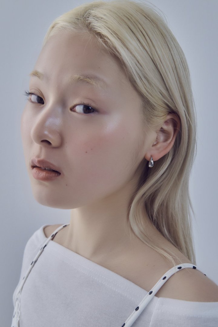 スリム ドロップ ステンレス ピアス