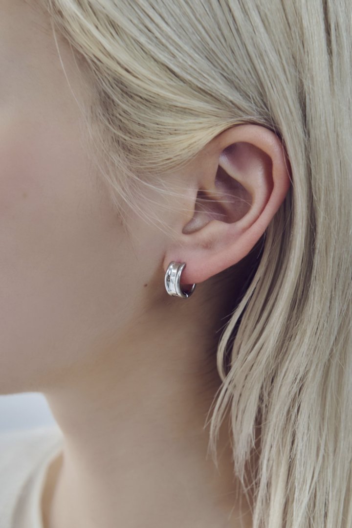 ミニ デント フープ ワンタッチ ステンレス ピアス – GOLDY Onlinestore