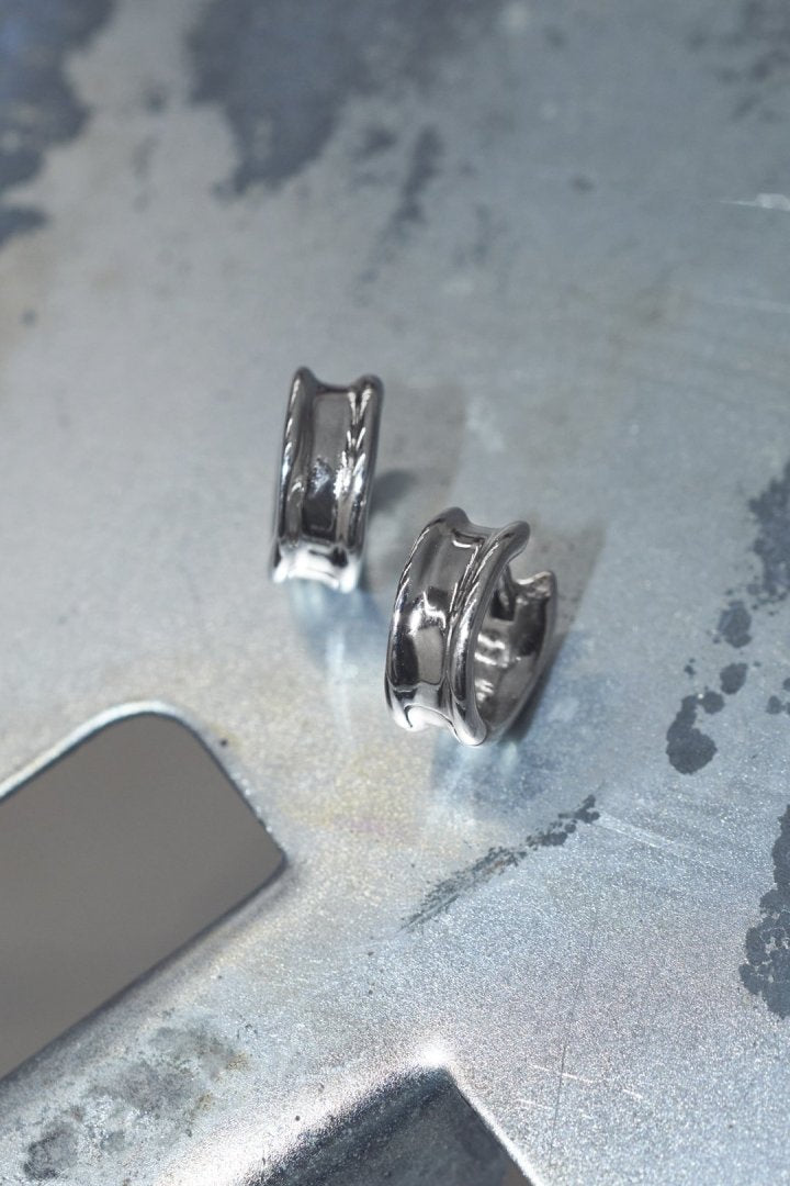 ミニ デント フープ ワンタッチ ステンレス ピアス 【UNISEX ACCESSORIES】