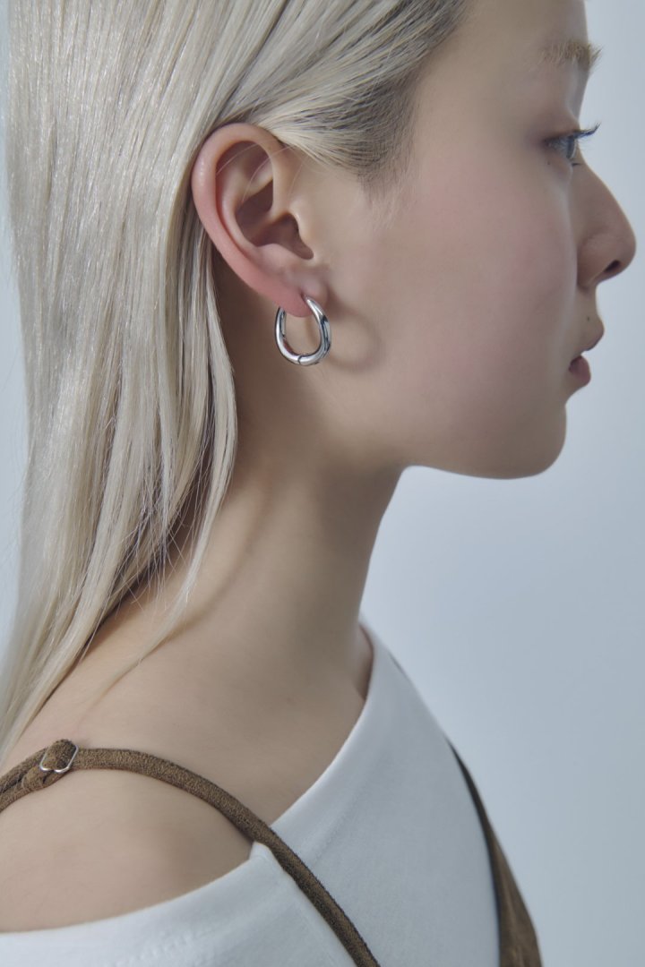 ウェービー ライン フープ ワンタッチ ステンレス ピアス
