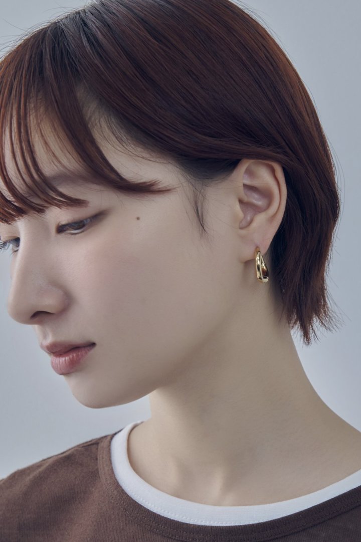 ウェービー ライン フープ ワンタッチ ステンレス ピアス